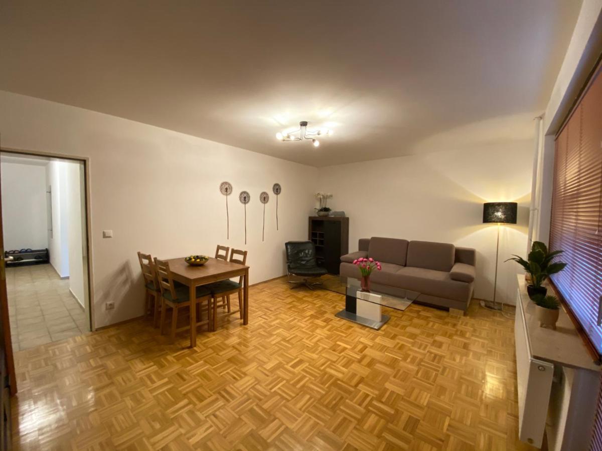 Apartment In Uninaehe Lübeck Exterior foto